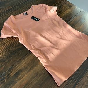 Express body contour tee shirt